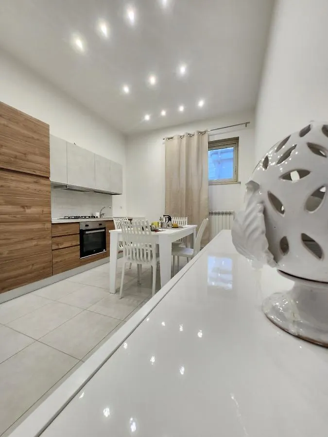 Hotel Dimora Rudiae Lecce 0*,
