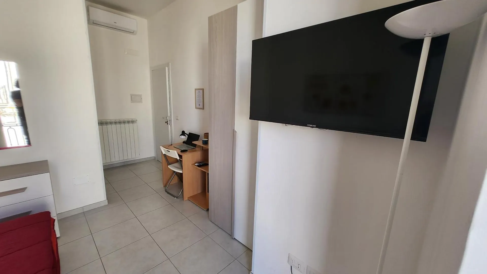 Hotel Dimora Rudiae Lecce 0*,  Italia